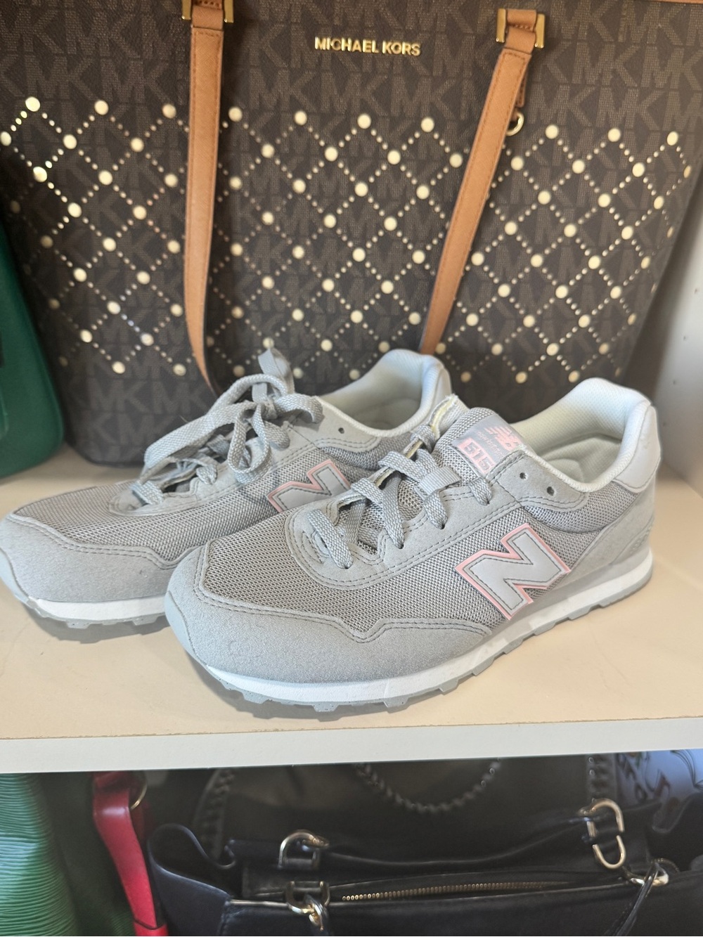 New Balance Women’s Light Gray Sneakers with Pink Trim